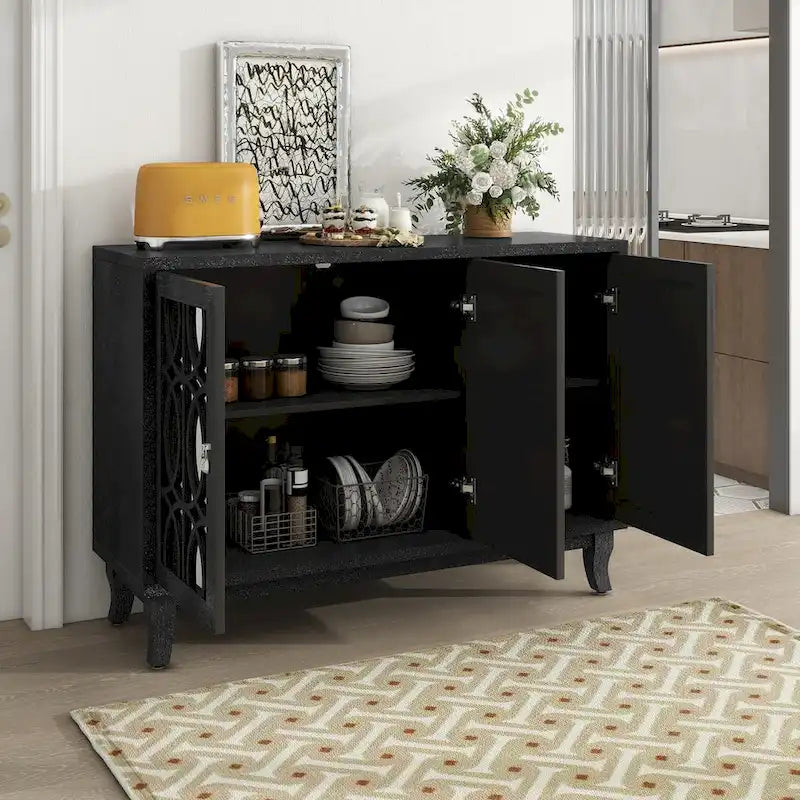 Buffetschrank mit 3 Türen und silberfarbenen Elementen