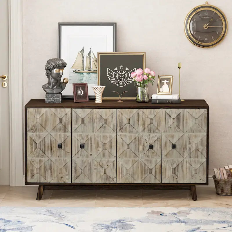 Buffet vintage à quatre portes, panneaux décoratifs et étagères réglables