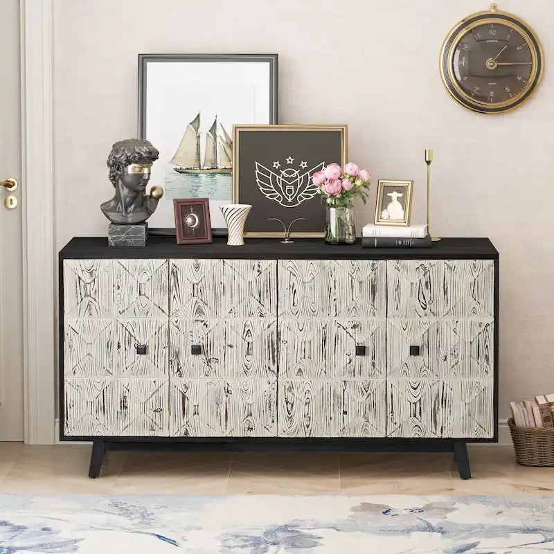 Buffet vintage à quatre portes, panneaux décoratifs et étagères réglables