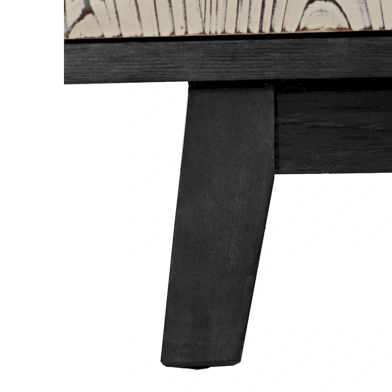 Credenza vintage a quattro ante, pannelli decorativi e ripiani regolabili