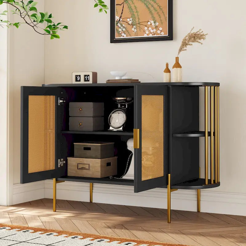 Elegante mobile da pranzo curvo con finiture dorate